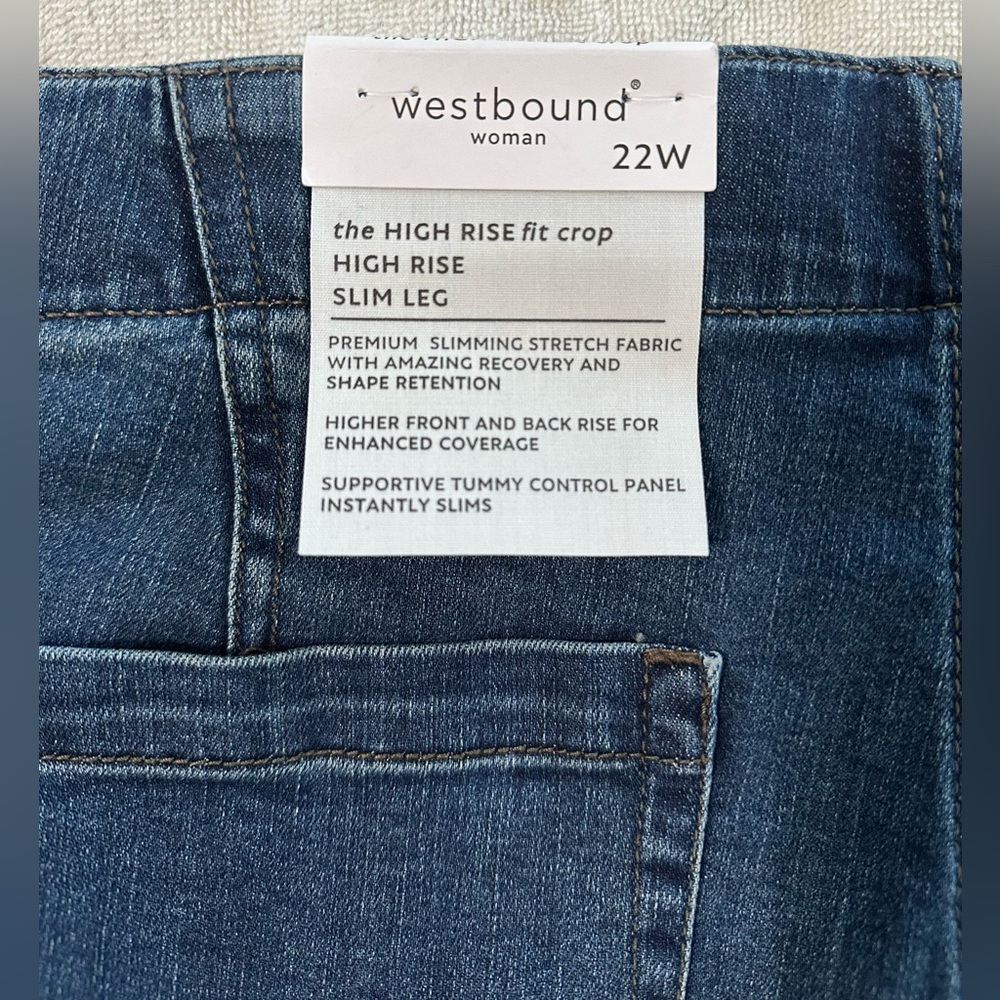 NWT Westbound Women's High Rise Fit Crop Jeans - Size 22W - Picture 5 of 7